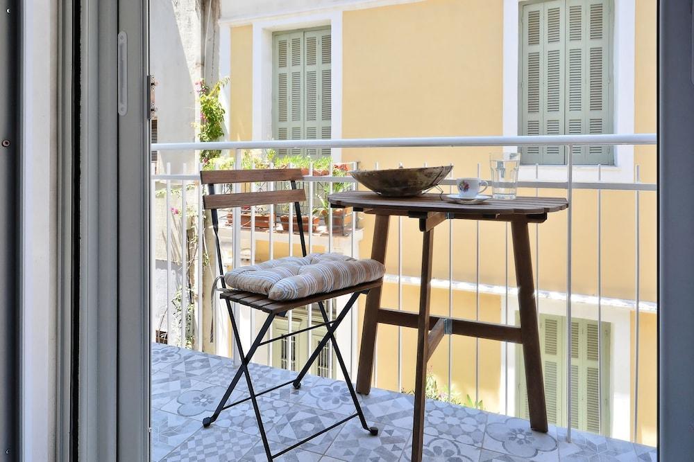 Plaka Elegant Apartment Athena Bagian luar foto