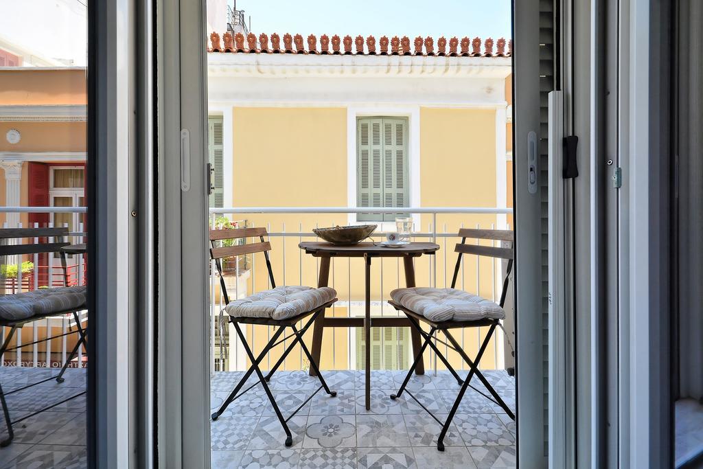 Plaka Elegant Apartment Athena Bagian luar foto